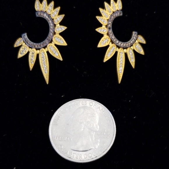 Azaara florentine pave crystal starburst earrings - Picture 4 of 4